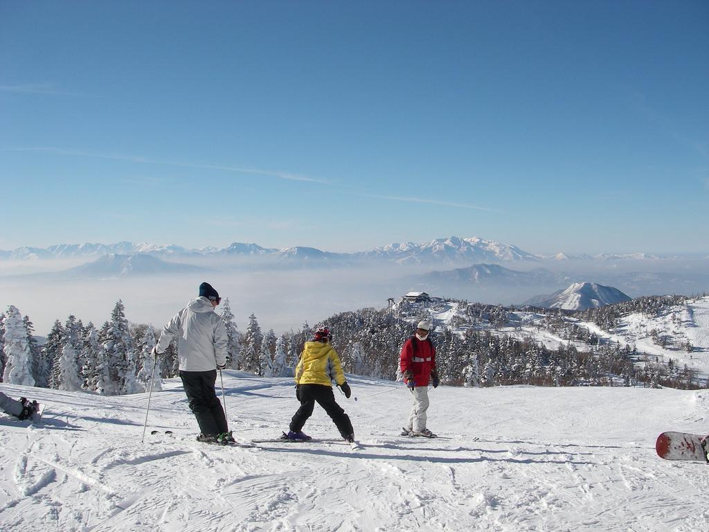 Shiga Kogen Hotel Shiga Sunvalley Yamanouchi  Bagian luar foto